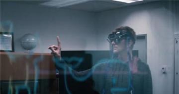 ΢HoloLens۾ԭͻƵع