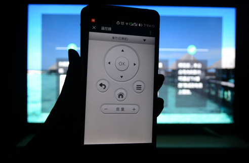 55��4K��ɫ�� ��ά55G8200���ܵ�������