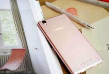 OPPO R7s ѵ٩˭ܸô?