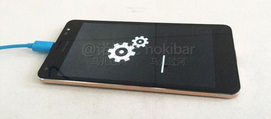 Lumia 850 ع