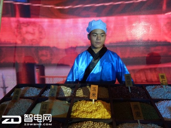 穿越双十一，苏宁易购诚会玩现场一起穿越