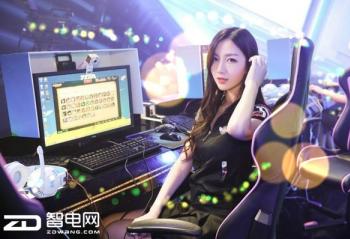 ����ÿ�����Զ���Ӣ������ ���۴���������һ��