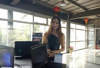 һ����Ůģ������������Ʒ������չ�� ���һ������