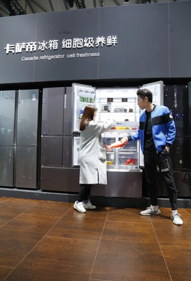 卡萨帝AWE用1个苹果秀出原创科技的世界高度