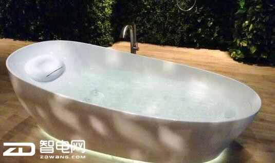 这款漂浮浴缸造型像摇篮 让你的大脑能极度放松