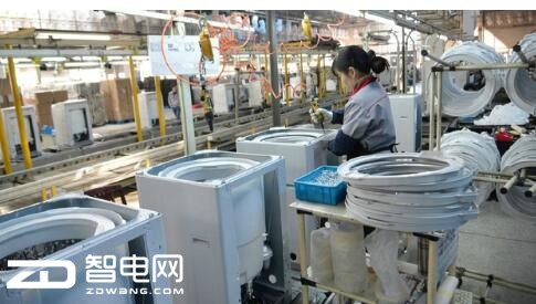 ϴ�»����ֺû��ǹ�Ͳ�� С����㿴������