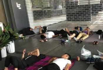 �����ܲ���ǰ������ծ�� ���һ�������ǽ�ŵ�!