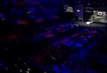 ����˦���� ����:���ӷ��������������ʲ�����û��ëǮ��ϵ