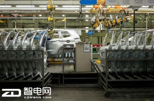 西班牙媒体：中国争当机器人市场领跑者