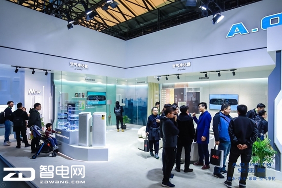 A.O.史密斯用科技点亮2018 AWE,144年匠心传承引领行业升级