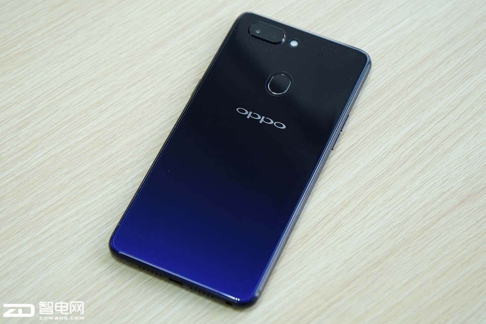 òǻ۲ OPPO R15 ǿ