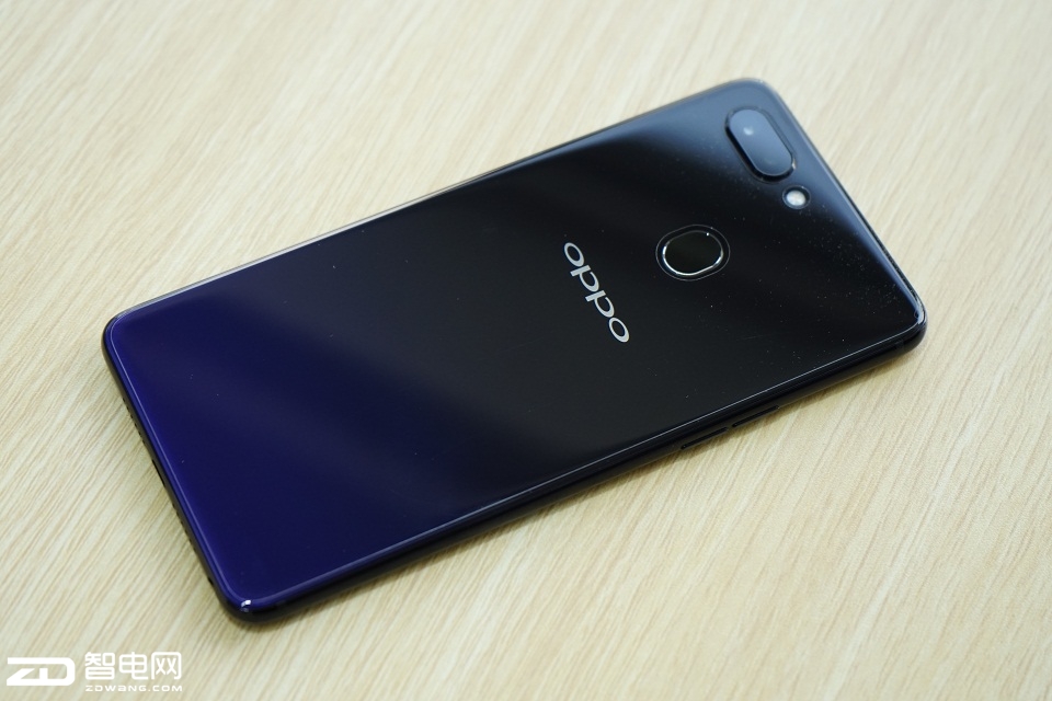 òǻ۲ OPPO R15 ǿ