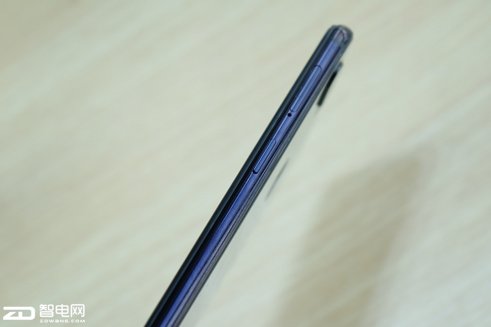 òǻ۲ OPPO R15 ǿ