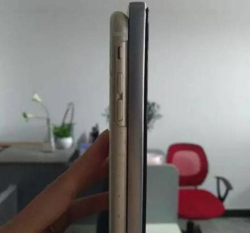 MAX TVϵ55Q6A iPhoneֻһ