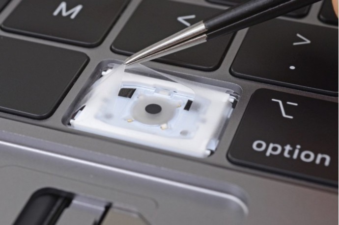 ٩磺MacBook Proȿ޸ŵ콢ۼƥiPhone X