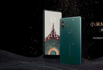 һ�����ر��Ե�� С�ס���ͼ�ֻ�ײɫ���й��̡�