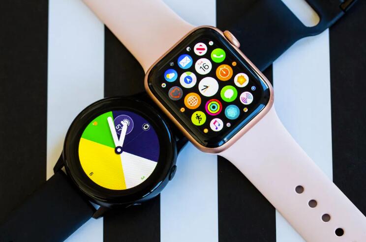ֱļǿ Apple Watch Series 4  Galaxy Watch Active