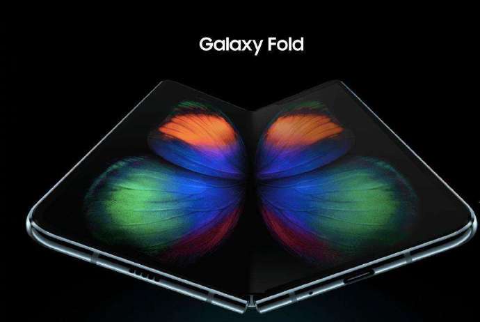 ٩磺ǸȡGalaxy Foldй ΪMateXƳУ
