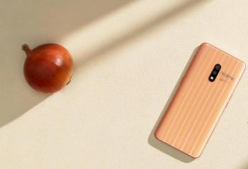 realme�ع�ɼ�OPPO�������µĺ����ЯReno��һ���ֻ������ڽ�ɽ