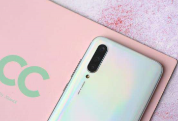 �Ƽ����磺С��CC9��iQOO Neoͬ��λ���ģ�ϸ�벢�����