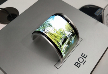 �Ƽ����磺��iPhone������������Ļ��ƻ����ϧ�⸶�޶�ΥԼ��