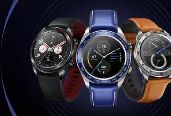 ��������ͷ�������˶��ֱ�չ��������