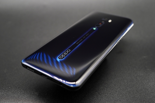 OPPO Reno2⣺ȫ ȡʤ