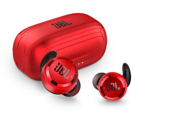 ���˶������� �к�ɫ����������������� 