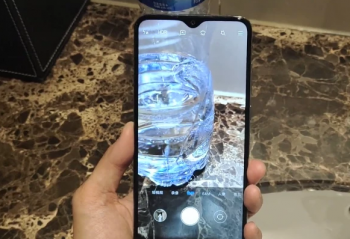 ϲ�ǲΰ�ĺ���8pro    �����ж���Ϸ��������ʵ 