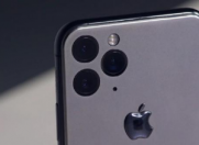 乔布斯纪念版iPhone11Pro,乔布斯签名软盘拍卖