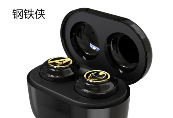 ����������Ӣ�۸ж� ������������������� 