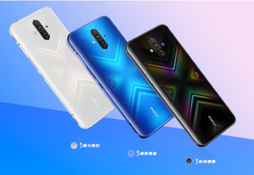 �����˵ĵ�һ��5G�ֻ���Ŭ����Play�������ʹ��