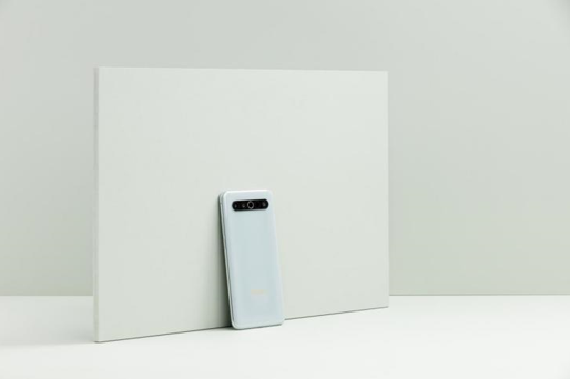 ���� 17 ϵ�� 5G �����콢��ʽ���� �ۼ� 3699 Ԫ��