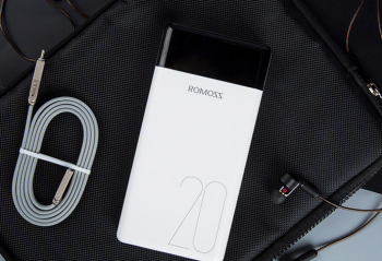 �ֻ����ϵ磬�����ᱡʱ�и���Я