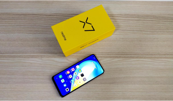 X7ϵ   Galaxy Z Fold 2    Axon 20 5G  ϲĿ