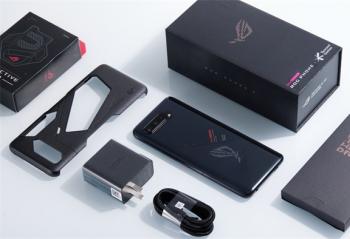 ��ѶROG��Ϸ�ֻ�5���� ��ָħ�ٲ���˿�� ����18G�˴�