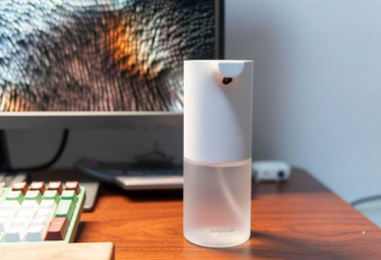 ����С�ҵ�   Խ��Խ�����������ߵ�����