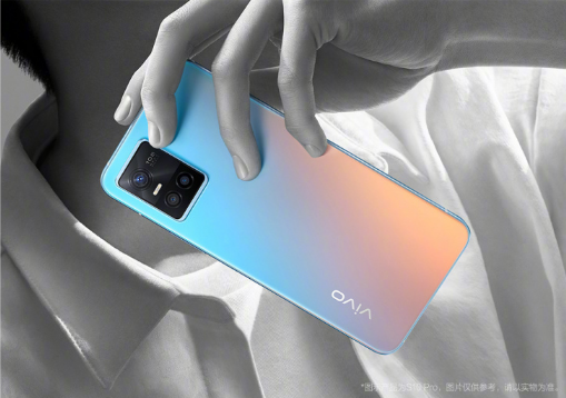  7  15 vivo S10 ϵ»  Ϊ Lisa 
