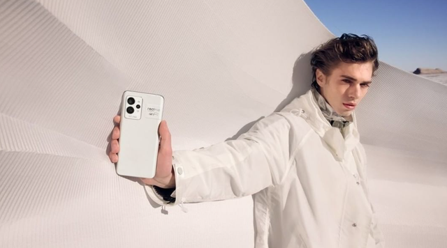 realme GT2 Pro��ʦֽ����ع�   ӵ������ȫ���׷��Ƽ�  