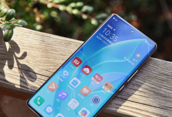 ҫ 70 Pro ȫع⣡ 8100+4800mAh