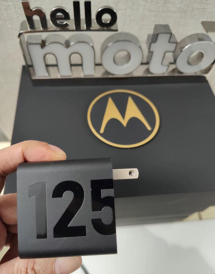 Ħ  MYUI4.0ϵͳmotoX30Pro۵콢moto razr2022