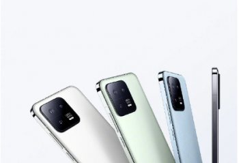 С 13 / 13 Pro ʽ  3999Ԫ