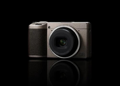 理光GR III 相机日记版特别限量套装  全球限量 2000 台7599元起