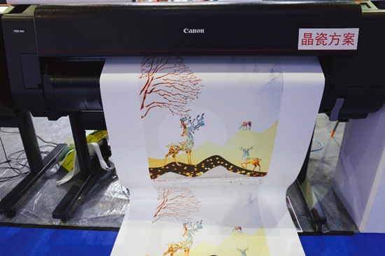 艺术“佳”成,佳能“印技”惊艳义乌框画展