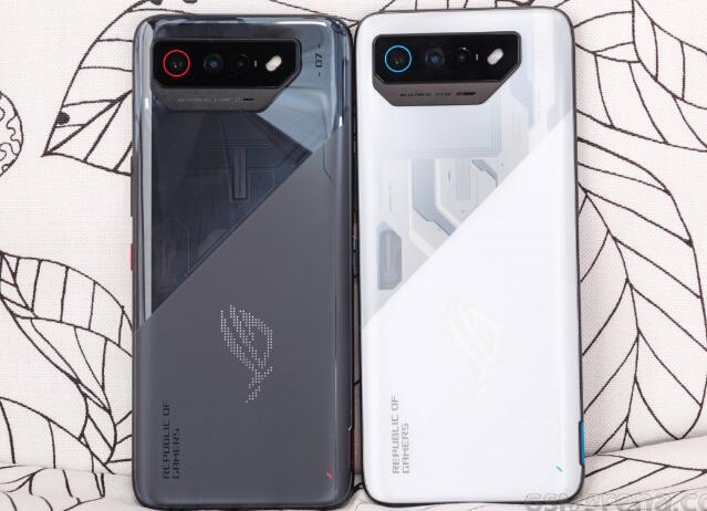 ˶ ROG Phone 7