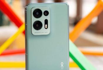 OPPO Find N3 䱸߳콢  8· 