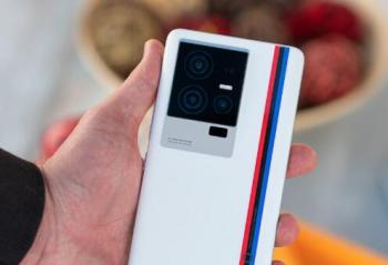 iQOO 12ٴع  8 Gen3200W߿