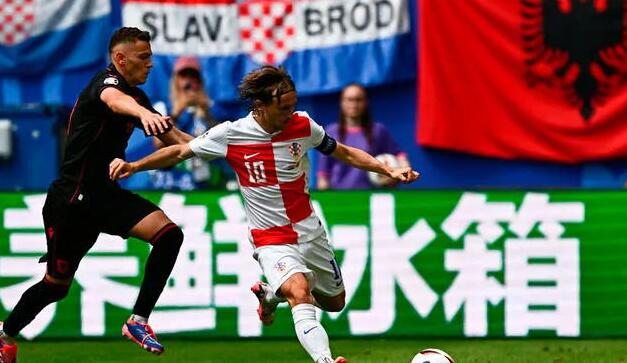 ������������ŷ�ޱ���̼�һս����������֮�ʱ����и���