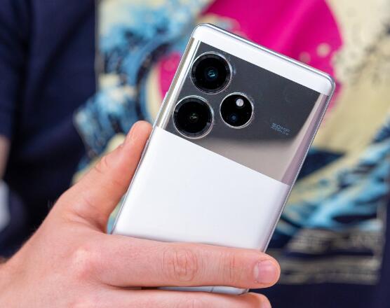 Realme GT 6׿䱸AIܵRealmeֻ   7