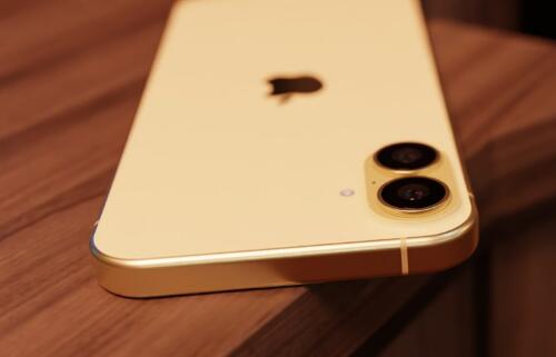 iPhone 16   2024 ＾ᷢʲô